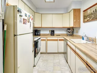 Photo #5: 957765 Listing