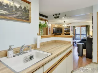Photo #6: 957765 Listing