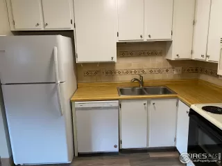 Photo #6: 957870 Listing