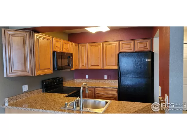 MLS: 957889 Condo For Sale