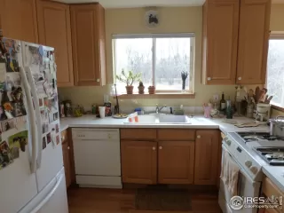 Photo #5: 957896 Listing