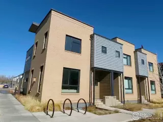 Photo #2: 957931 Listing