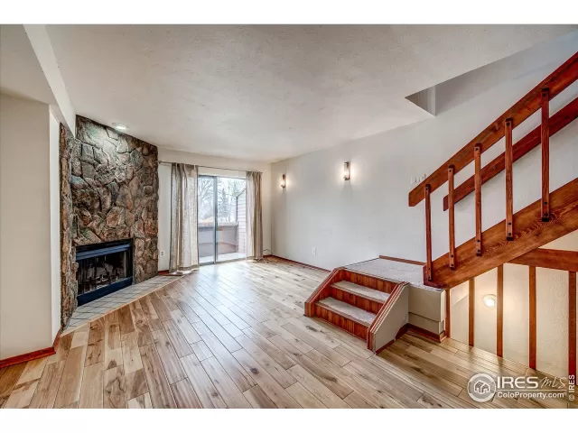 MLS: 957954 Condo For Sale