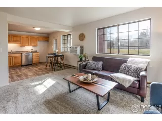 Photo #6: 957973 Listing