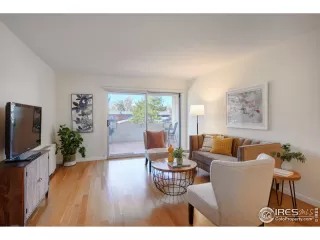 Photo #4: 958029 Listing 