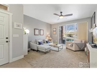 Photo #2: 958038 Listing