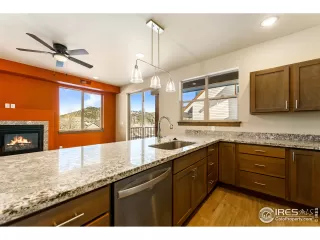 Photo #4: 958048 Listing