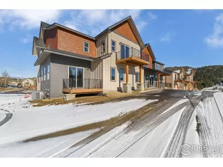 Photo #2: 958050 Listing