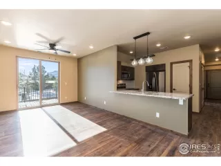 Photo #3: 958050 Listing