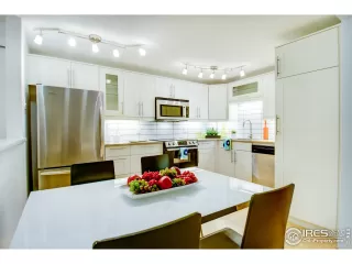 Photo #3: 958051 Listing