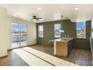 Photo #3: 958054 Listing