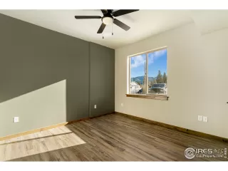 Photo #5: 958054 Listing