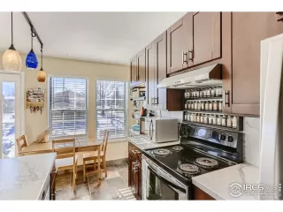 Photo #4: 958156 Listing