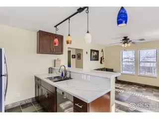 Photo #5: 958156 Listing