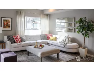 Photo #5: 958208 Listing 