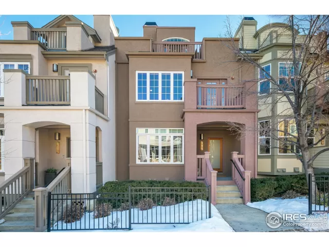 MLS: 958270 Condo For Sale