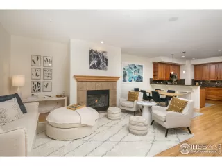 Photo #5: 958270 Listing