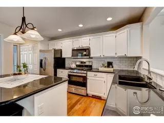 Photo #5: 958297 Listing