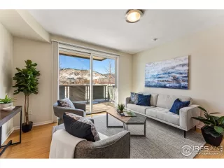 Photo #2: 958304 Listing