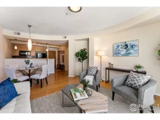 Photo #5: 958304 Listing