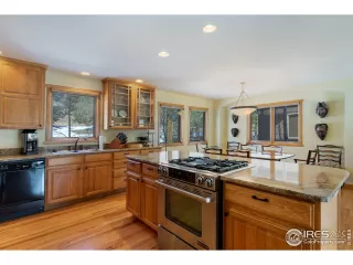 Photo #3: 958329 Listing