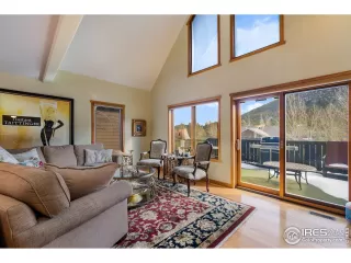 Photo #5: 958329 Listing