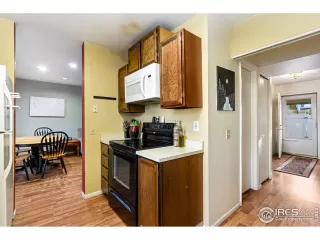 Photo #6: 958344 Listing