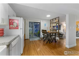 Photo #5: 958417 Listing