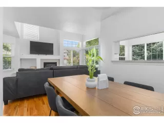 Photo #4: 958450 Listing