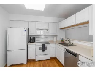 Photo #6: 958450 Listing