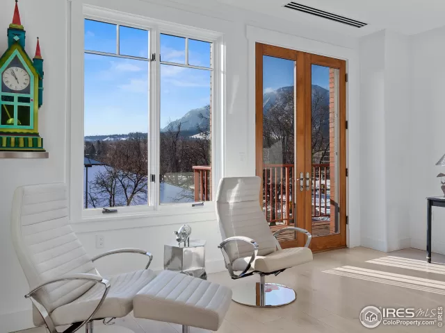 MLS: 958454 Condo For Sale