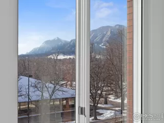 Photo #4: 958454 Listing