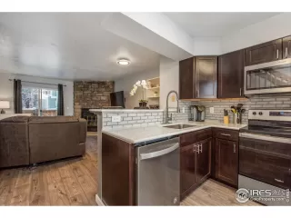 Photo #3: 958526 Listing