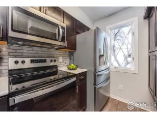 Photo #5: 958526 Listing