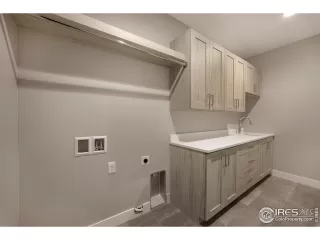 Photo #5: 958563 Listing 