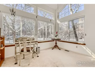 Photo #5: 958571 Listing