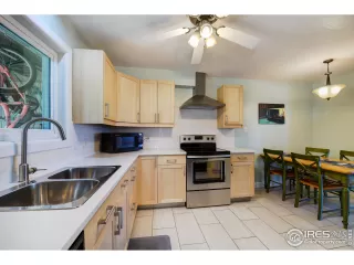 Photo #5: 958654 Listing