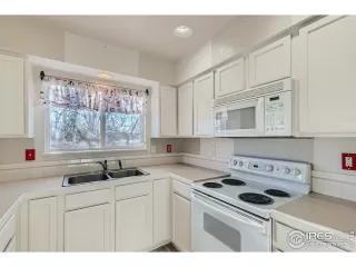 Photo #3: 958689 Listing