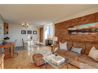 Photo #4: 958706 Listing 