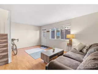 Photo #1: 958784 Listing