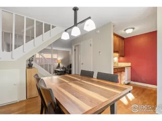 Photo #5: 958784 Listing