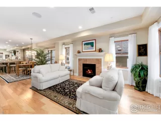 Photo #3: 958787 Listing 