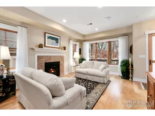 Photo #5: 958787 Listing 