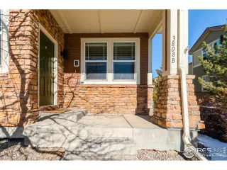 Photo #2: 958788 Listing