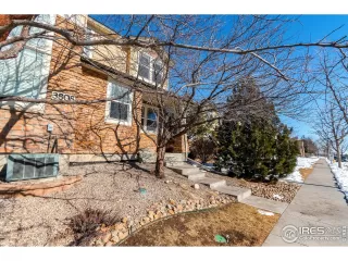 Photo #3: 958788 Listing