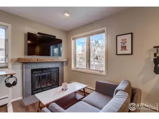 Photo #5: 958815 Listing 