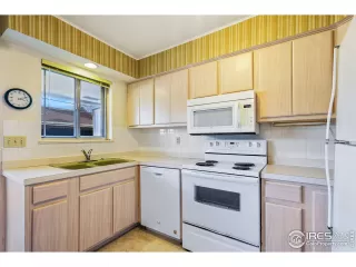 Photo #6: 958830 Listing