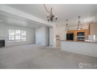 Photo #3: 958832 Listing