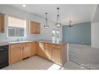 Photo #6: 958832 Listing