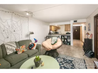 Photo #5: 958849 Listing 